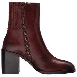 Frye Pia Chelsea Boot Short